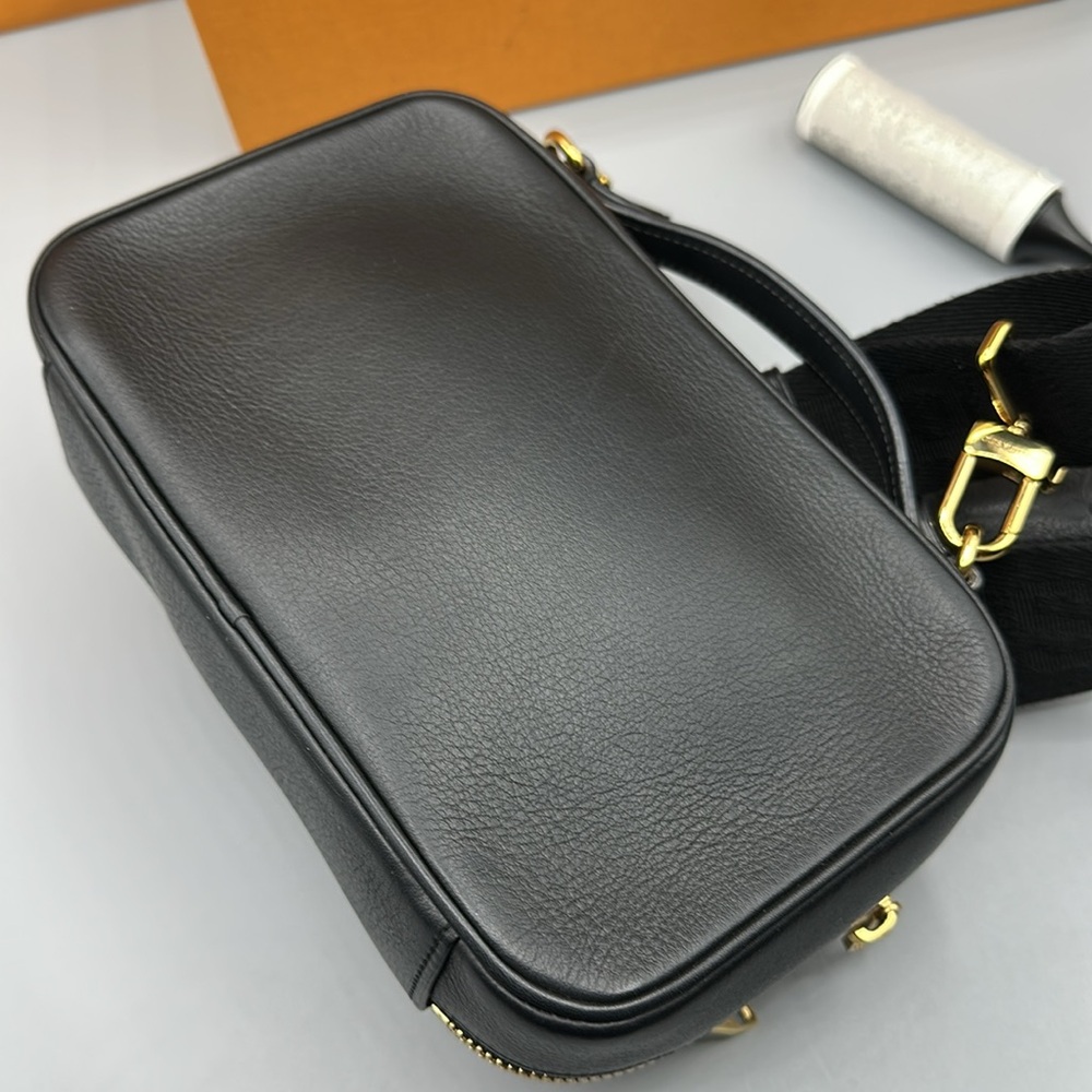 SOLD
Louis Vuitton empriente utility belt bag - Picture 8 of 10